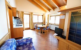 Miky House - Appartamenti Abar